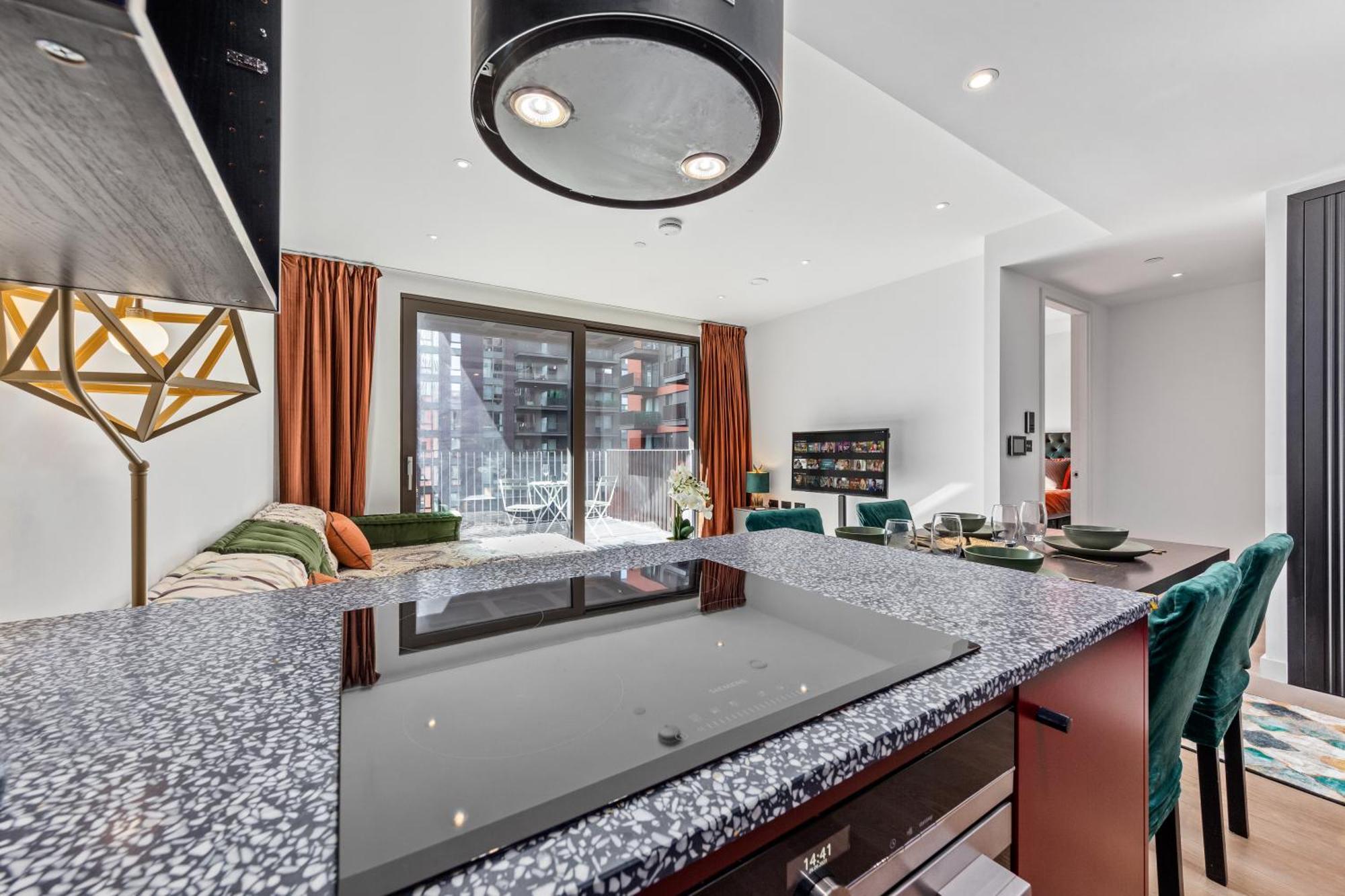 Central London Stay-Fabulous Ultra-Central London Luxury Designer Two Bedroom-Pool-Gym-Full Ac Exterior photo