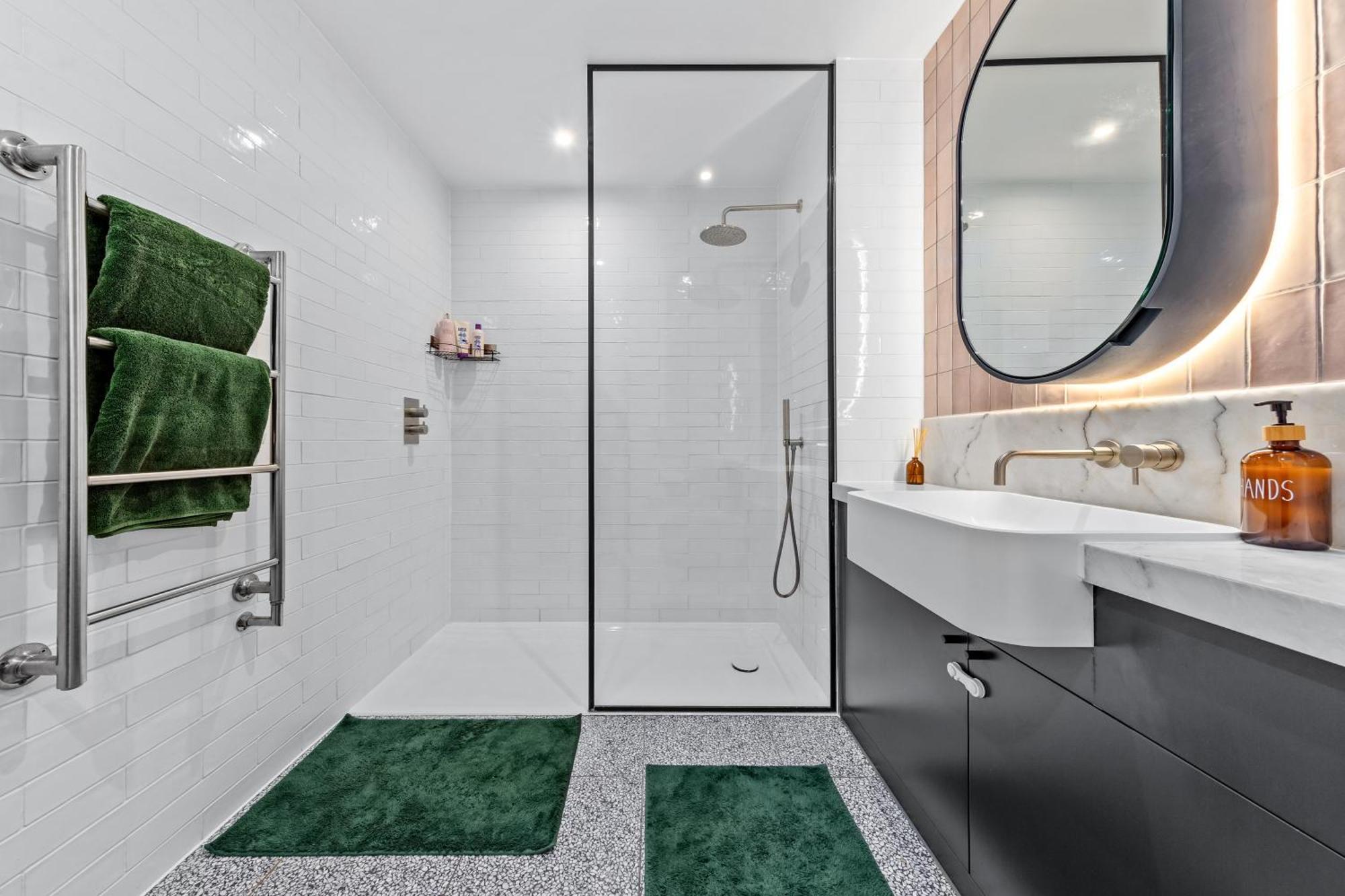 Central London Stay-Fabulous Ultra-Central London Luxury Designer Two Bedroom-Pool-Gym-Full Ac Exterior photo